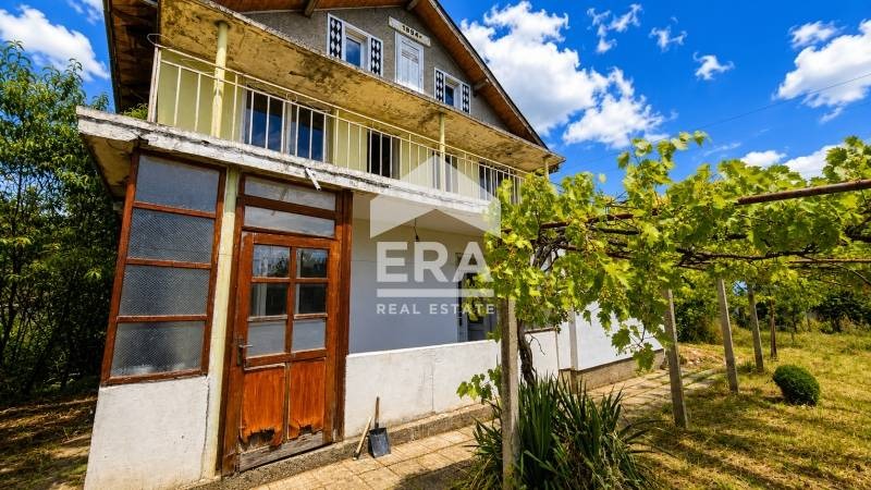 Продава КЪЩА, с. Стража, област Търговище, снимка 4 - Къщи - 55231103