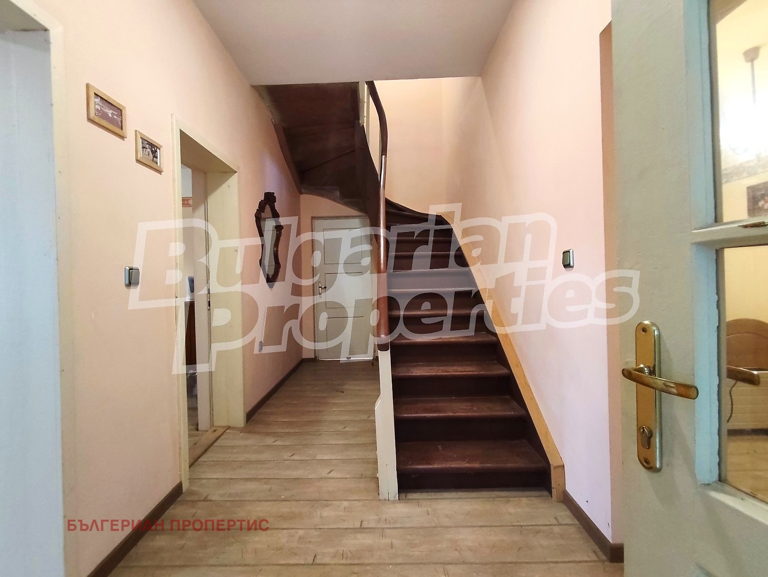 Продава КЪЩА, с. Рибарица, област Ловеч, снимка 11 - Къщи - 54424349