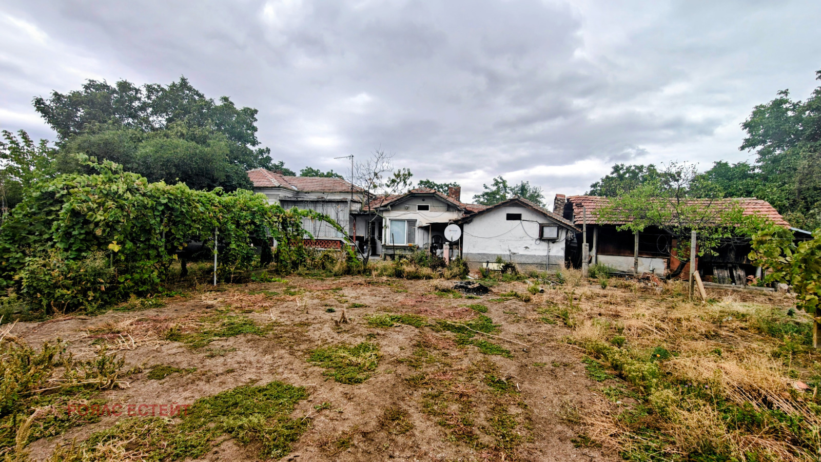 Продава ВИЛА, с. Сърнево, област Стара Загора, снимка 3 - Вили - 56353021