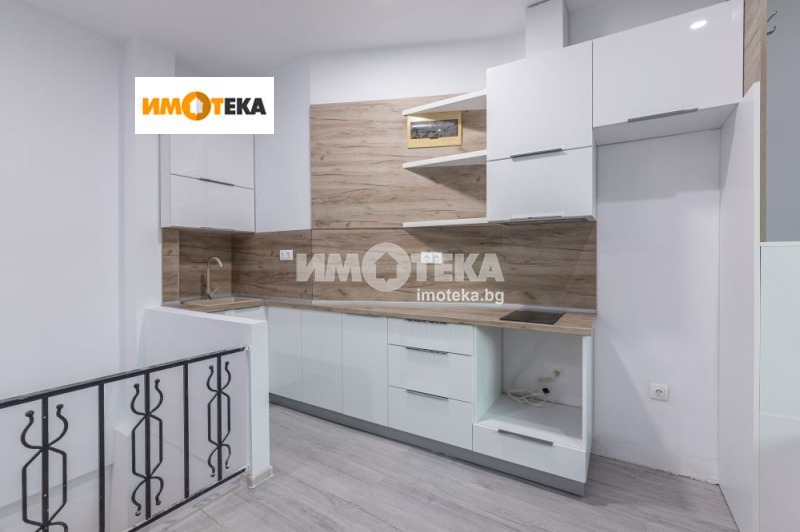 Продава 2-СТАЕН, гр. Варна, Бриз, снимка 2 - Aпартаменти - 47508526