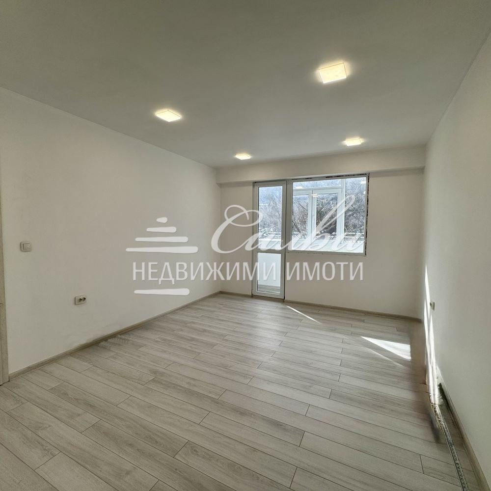Продава 1-СТАЕН, гр. Шумен, Басейна, снимка 2 - Апартаменти - 53644360