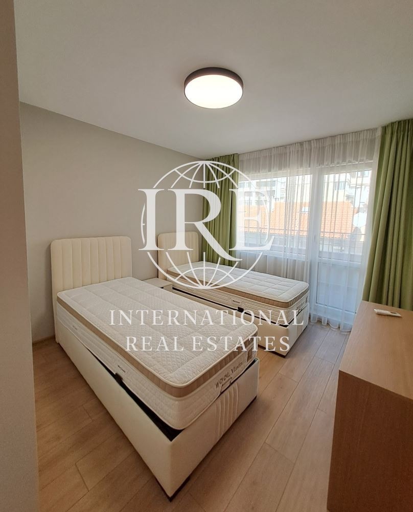 Продава 3-СТАЕН, гр. Варна, Център, снимка 3 - Апартаменти - 55708447