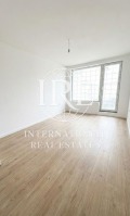Продава 2-СТАЕН, гр. Варна, Център, снимка 2