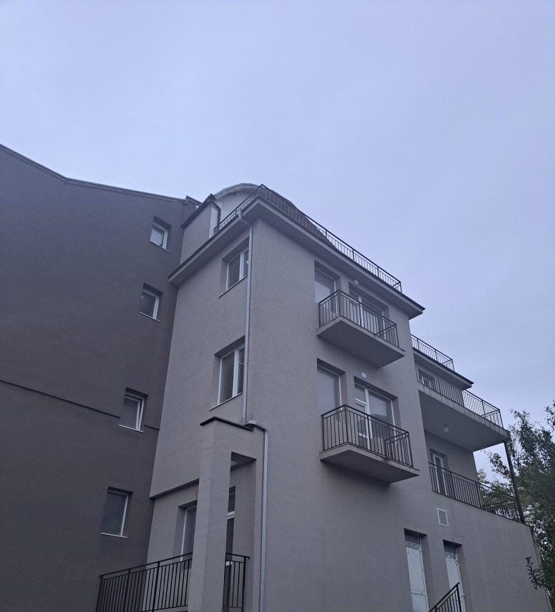 Продава 2-СТАЕН в град Шумен, Пазара - 64 кв.м / 105 000 € » 205 362.15 лв., ИНВЕСТЛАЙТ