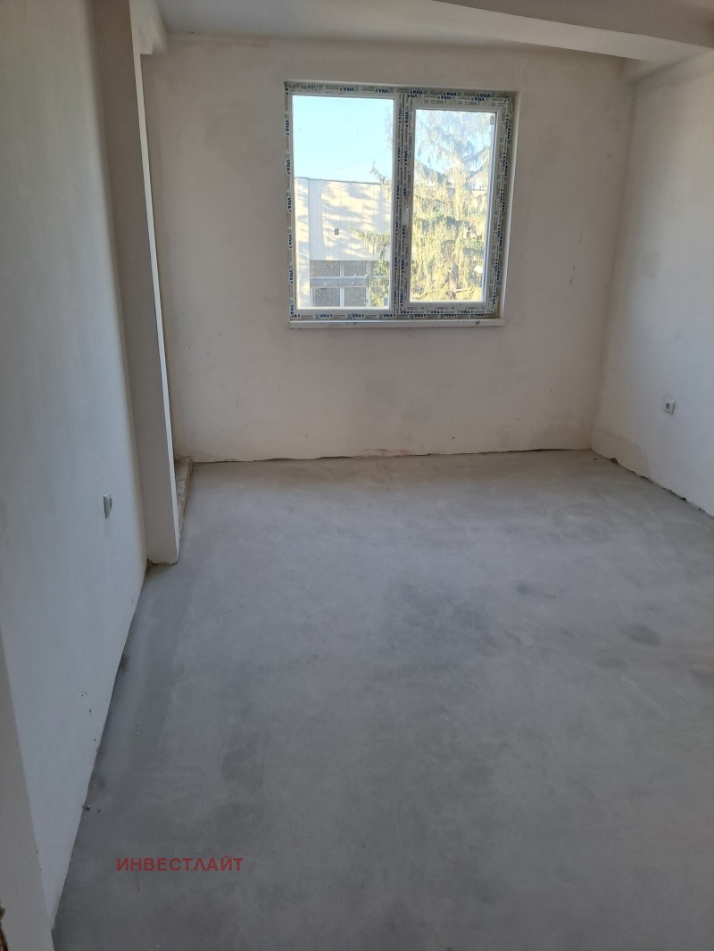 Продава 2-СТАЕН, гр. Шумен, Пазара, снимка 3 - Апартаменти - 52295247