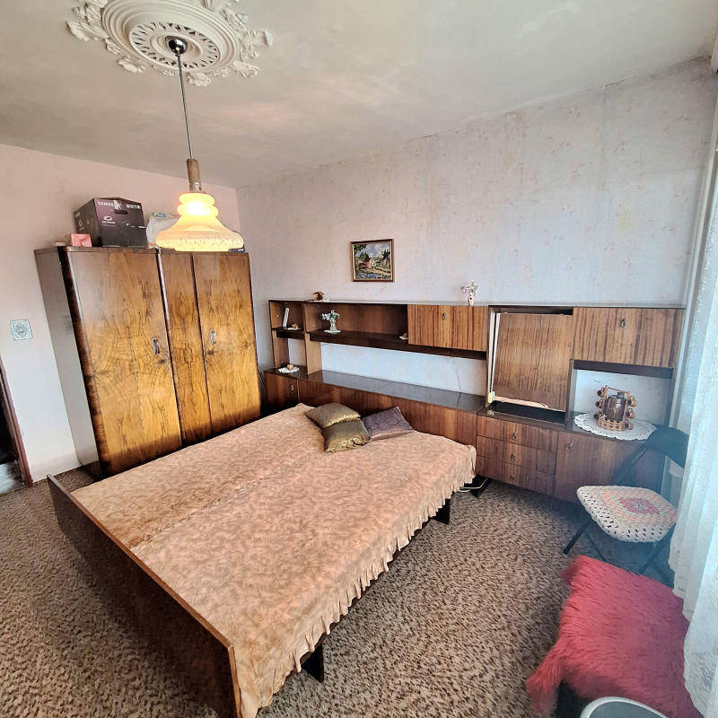 De vânzare  2 dormitoare Ruse , Vâzrajdane , 80 mp | 64321149 - imagine [3]