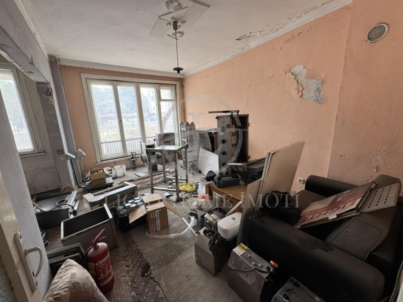 De vânzare  2 dormitoare Plovdiv , Țentâr , 98 mp | 51929330 - imagine [4]