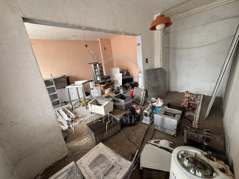 De vânzare  2 dormitoare Plovdiv , Țentâr , 98 mp | 51929330 - imagine [2]