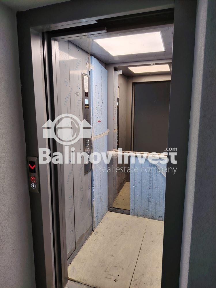 Продава 3-СТАЕН, гр. Варна, Център, снимка 3 - Апартаменти - 52614381