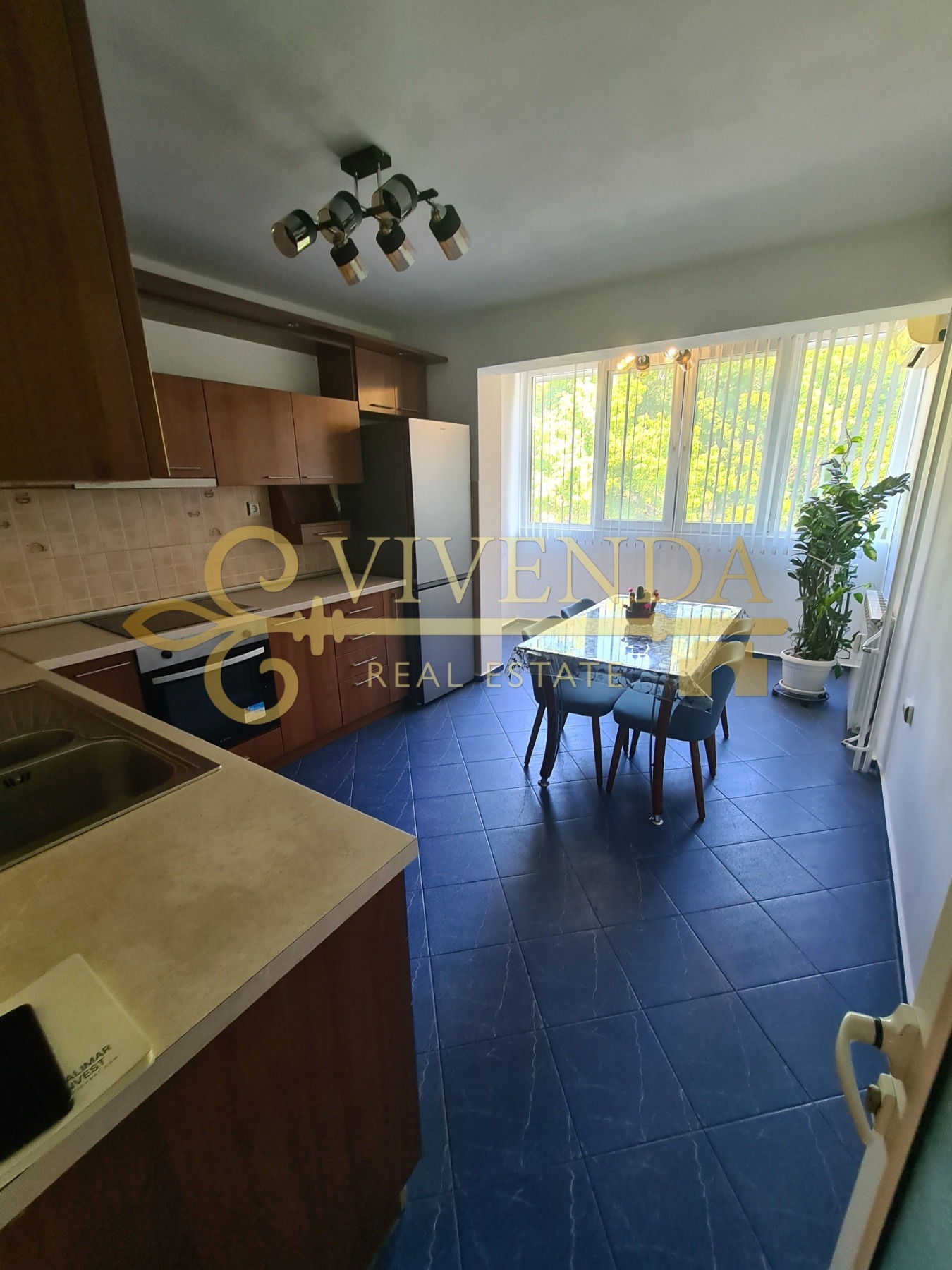 Продава 3-СТАЕН, гр. Плевен, Широк център, снимка 8 - Апартаменти - 55523958