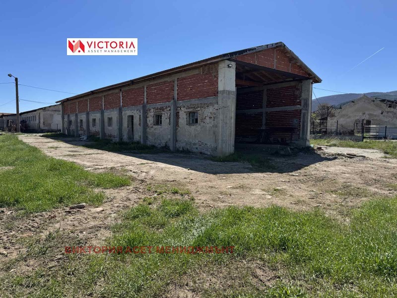 Продава ПАРЦЕЛ в област Перник, с. Кондофрей - 400 кв.м / 120 000 € » 234 699.60 лв., ВИКТОРИЯ АСЕТ МЕНИДЖМЪНТ