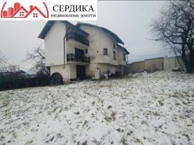 Casa Ralica, Pernik