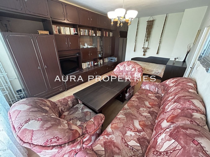 Продава 3-СТАЕН, гр. Разград, Абитрус, снимка 2 - Апартаменти - 52603117