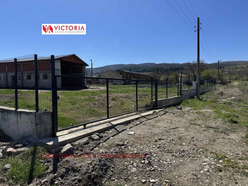 Продава  Парцел област Перник , с. Кондофрей , 400 кв.м | 62763248 - изображение [2]