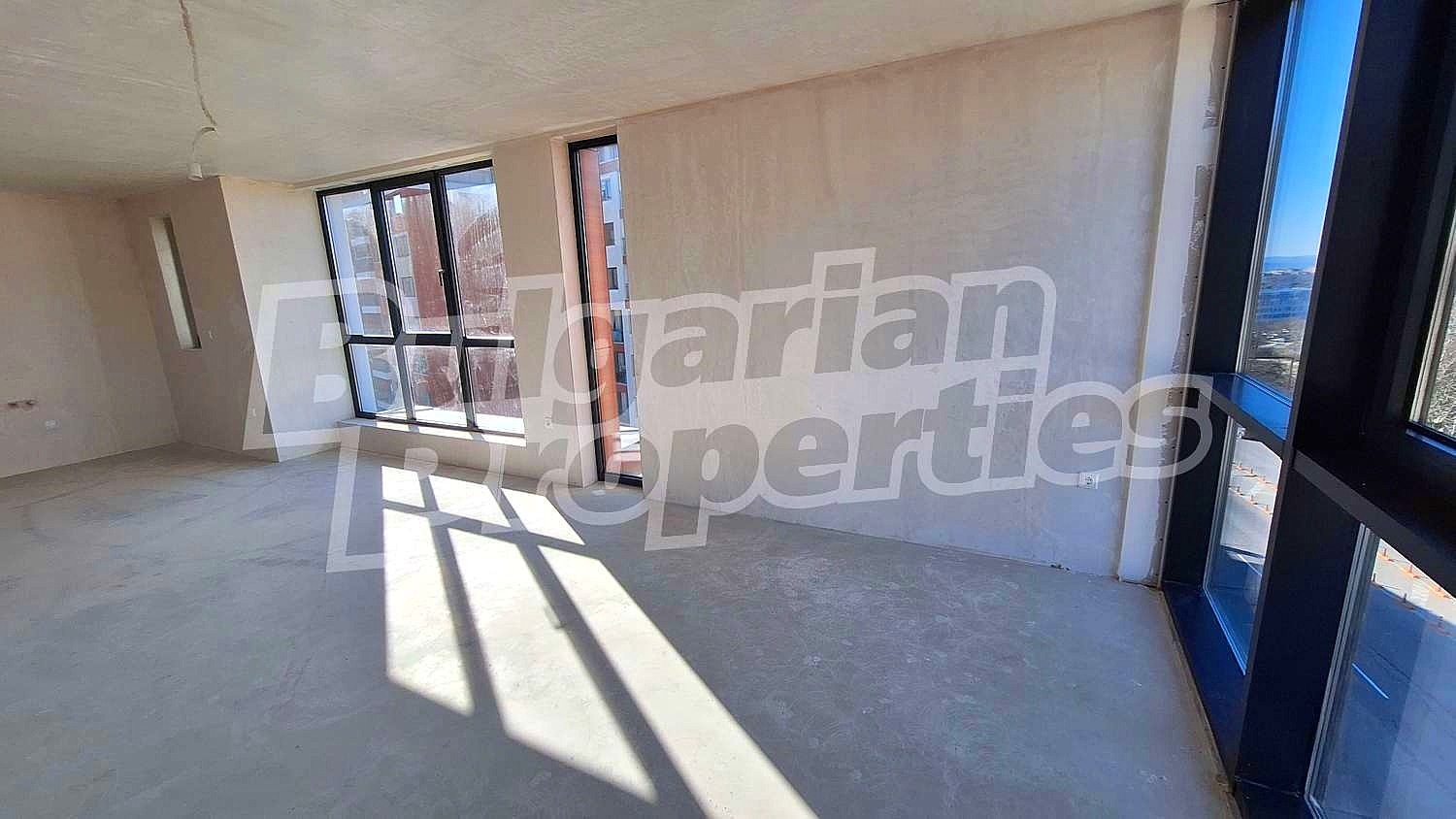 Продава 3-СТАЕН, гр. Варна, Бриз, снимка 2 - Апартаменти - 48882910