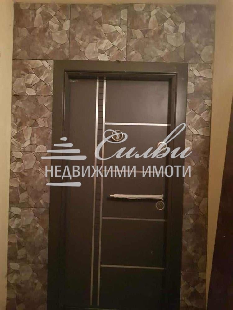 Продава  4-стаен град Шумен , Боян Българанов 2 , 103 кв.м | 14179936 - изображение [7]