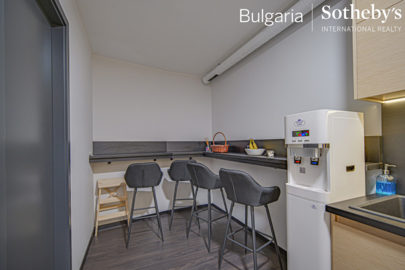 Продава ОФИС, гр. София, Красно село, снимка 11 - Офиси - 52558211