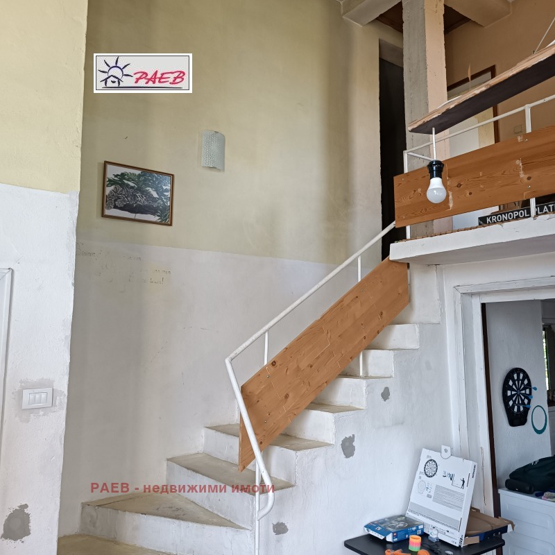Продава  Къща област Русе , гр. Мартен , 230 кв.м | 15841343 - изображение [10]