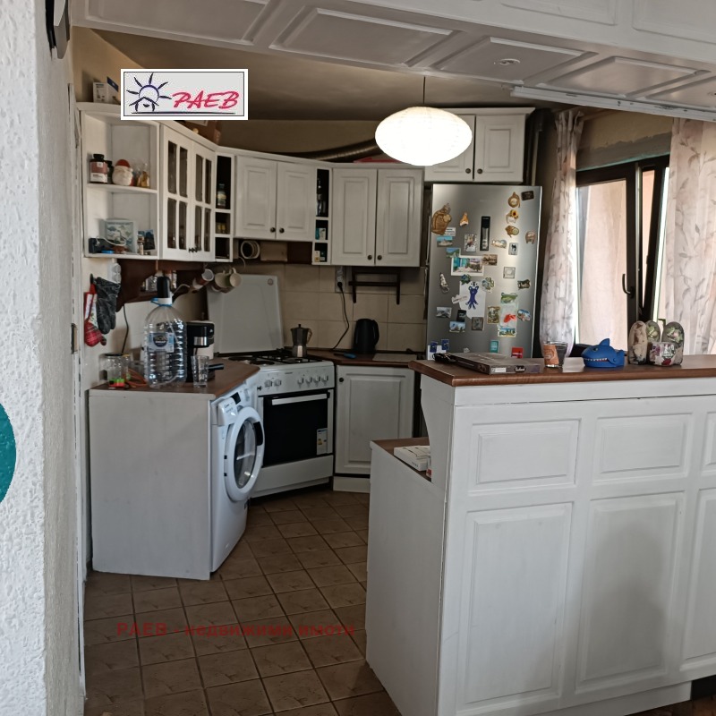 Продава  Къща област Русе , гр. Мартен , 230 кв.м | 15841343 - изображение [6]