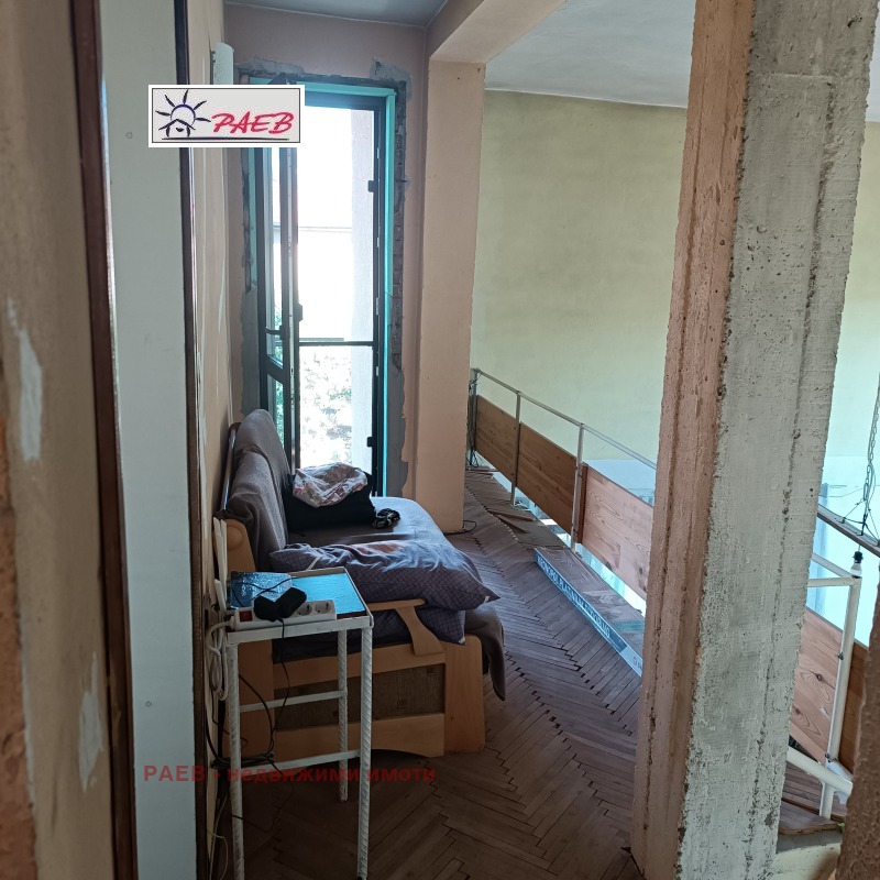 Продава  Къща област Русе , гр. Мартен , 230 кв.м | 15841343 - изображение [15]