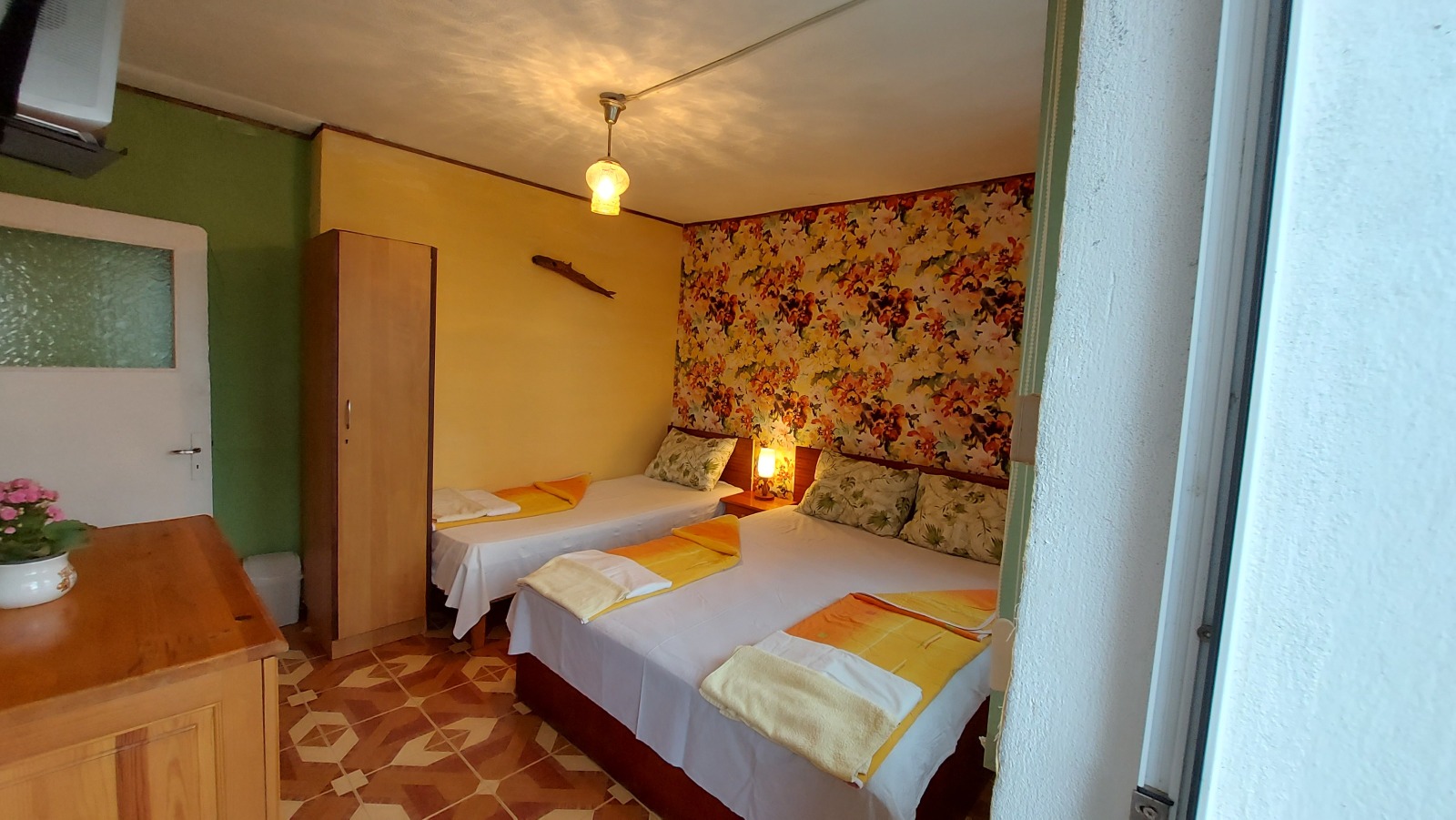 Продава КЪЩА, гр. Обзор, област Бургас, снимка 7 - Къщи - 53758348