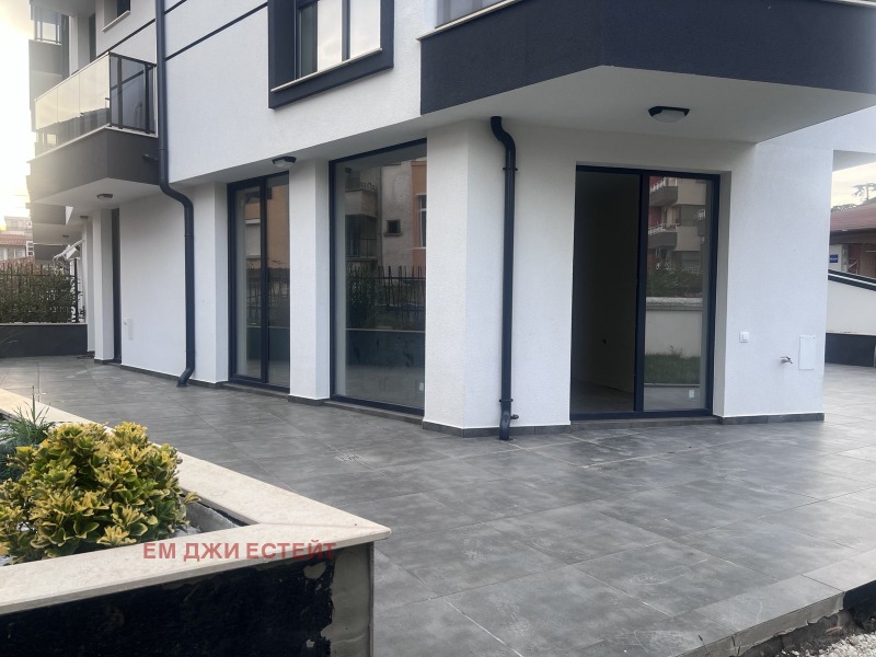 Продава 3-СТАЕН в град Бургас, Сарафово - 316 кв.м / 360 000 € » 704 098.80 лв., ЕМ ДЖИ ЕСТЕЙТ