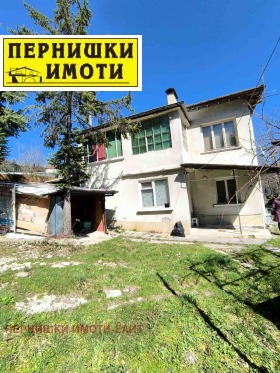 House Kralev dol, region Pernik 15