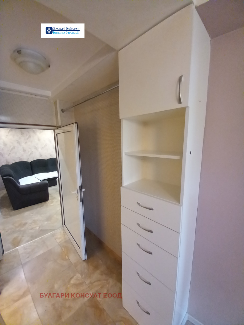 Продава  2-стаен град Кюстендил , Ильо войвода , 39 кв.м | 66071567 - изображение [12]