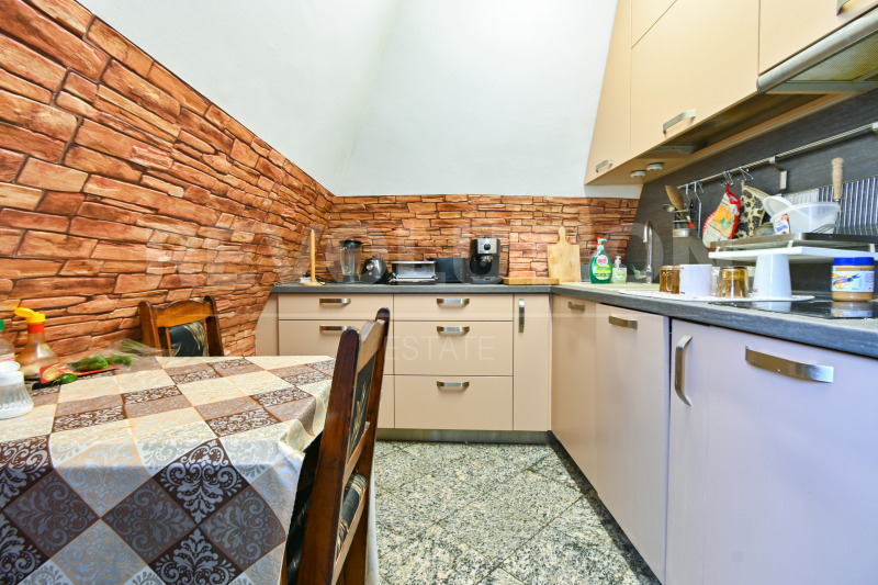 De vânzare  2 dormitoare Sofia , Pavlovo , 112 mp | 85295533 - imagine [5]