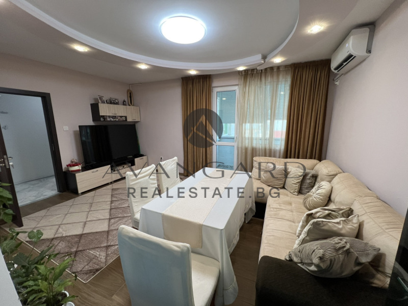 Продава  4-стаен град Пловдив , Тракия , 95 кв.м | 23848837 - изображение [2]