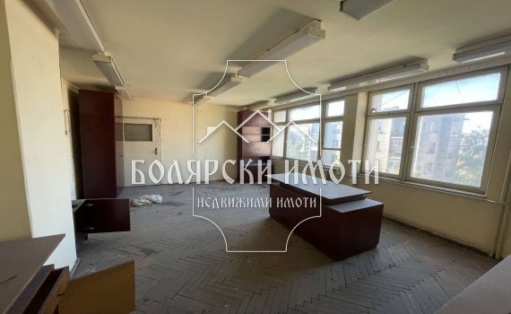 Продава ОФИС, гр. Велико Търново, Център, снимка 9 - Офиси - 46767420