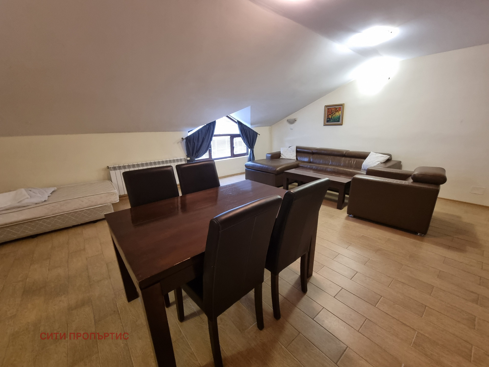 Продава 2-СТАЕН, гр. Банско, област Благоевград