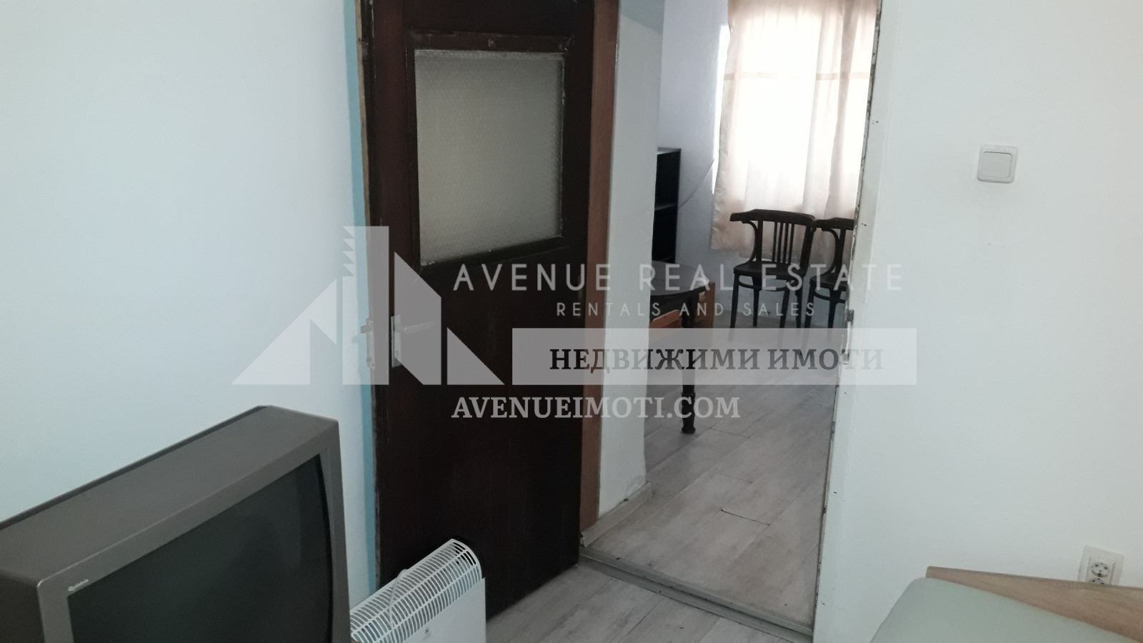 Продава ЕТАЖ ОТ КЪЩА, гр. Пловдив, Кючук Париж, снимка 9 - Етаж от къща - 55696910