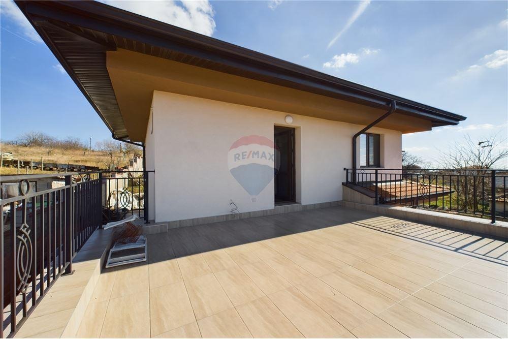 Продава КЪЩА, гр. Варна, м-т Боровец - север, снимка 16 - Къщи - 54736522