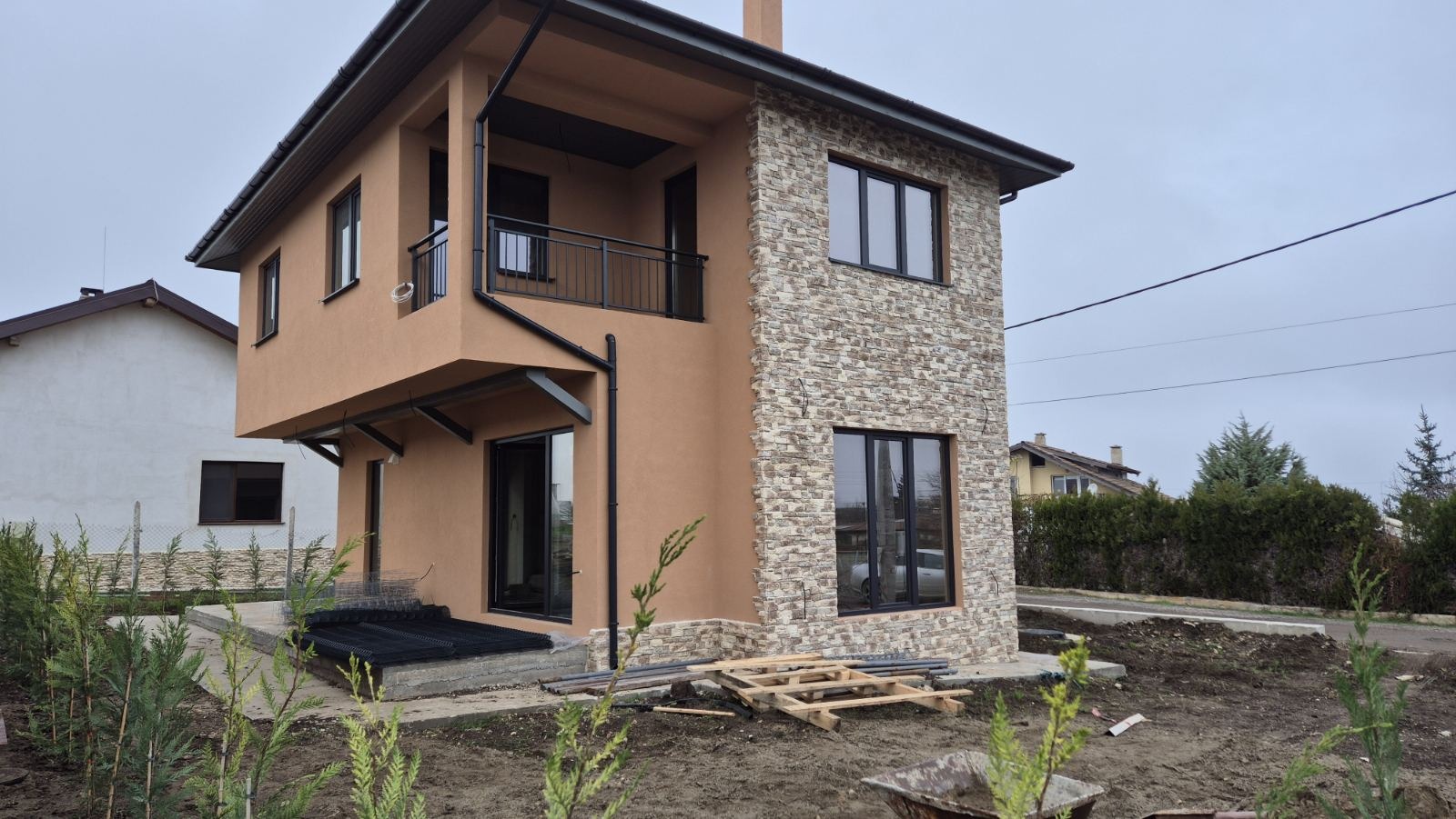 Продава КЪЩА, с. Яребична, област Варна, снимка 2 - Къщи - 55220752