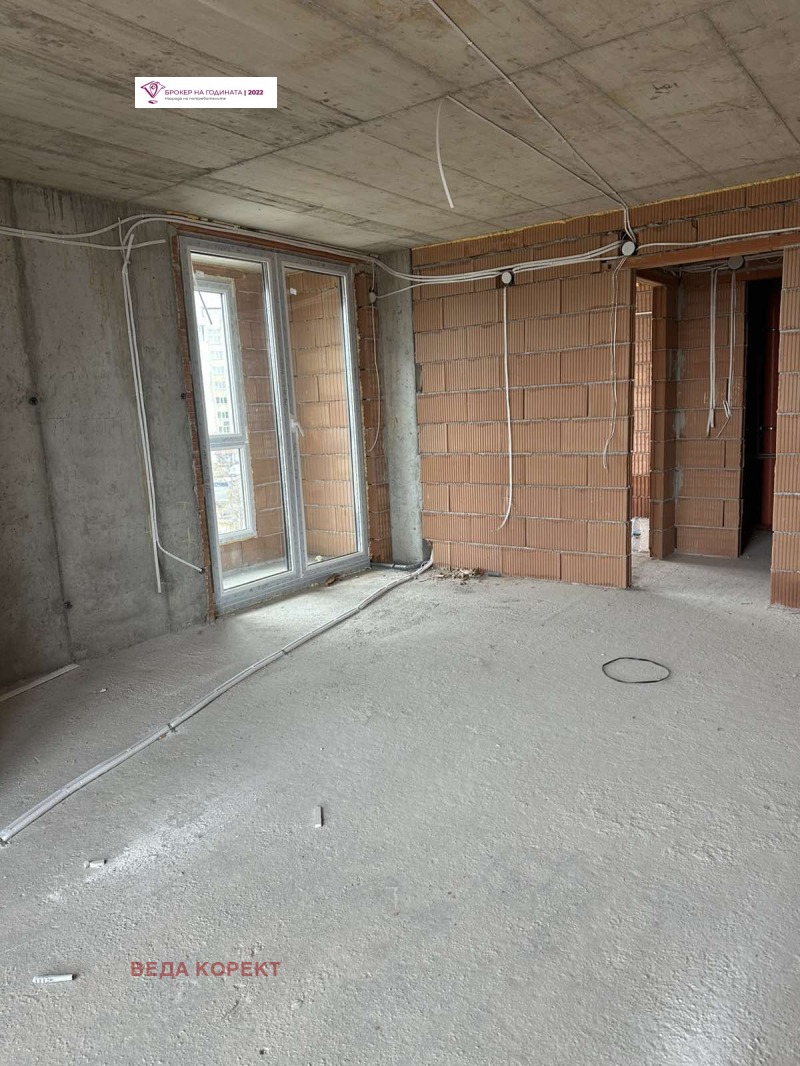 Продава 3-СТАЕН в град София, Люлин 8 - 103 кв.м / 222 000 € » 434 194.26 лв., ВЕДА КОРЕКТ