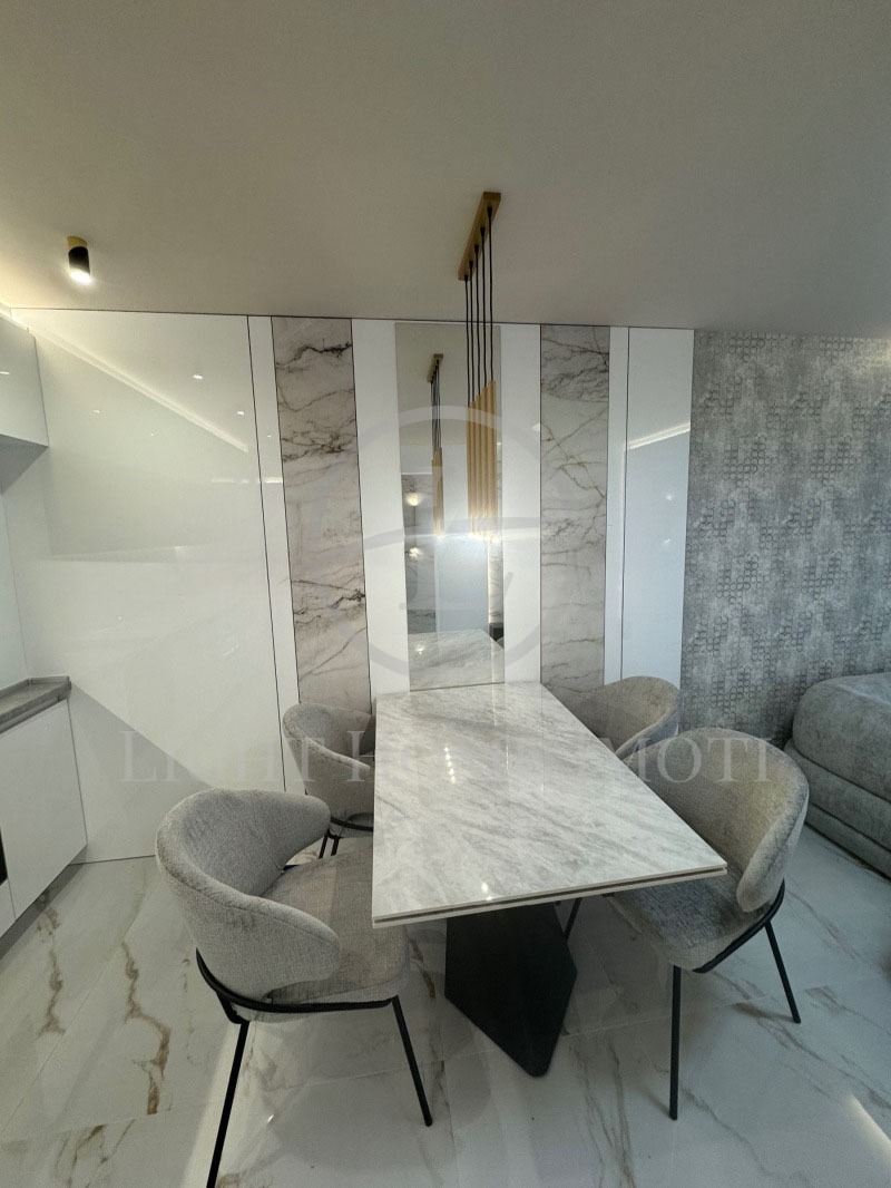 Продава 3-СТАЕН, гр. Пловдив, Остромила, снимка 3 - Апартаменти - 52808516