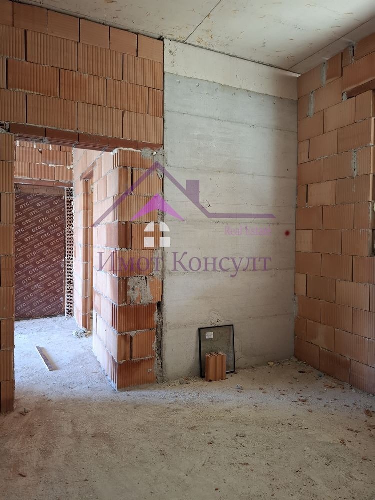 Продава 3-СТАЕН, гр. Варна, Кайсиева градина, снимка 2 - Апартаменти - 55755603