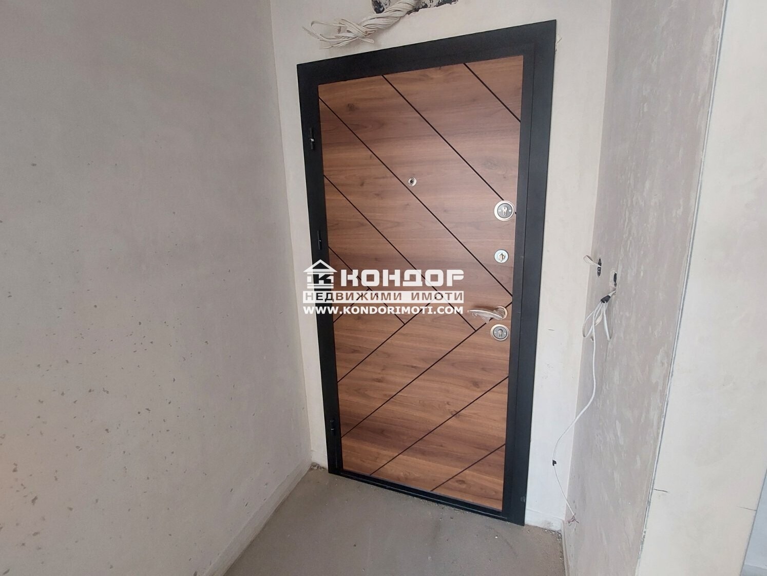 Продава 2-СТАЕН, гр. Пловдив, Кючук Париж, снимка 3 - Апартаменти - 54975255