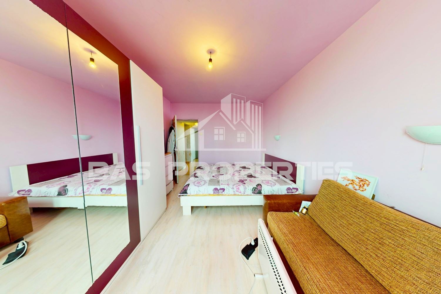 Продава МНОГОСТАЕН, гр. София, Гевгелийски, снимка 5 - Апартаменти - 53909984