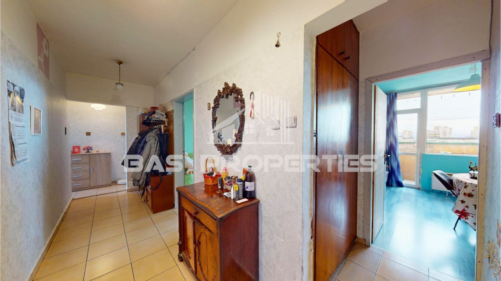 Продава МНОГОСТАЕН, гр. София, Гевгелийски, снимка 4 - Апартаменти - 53909984