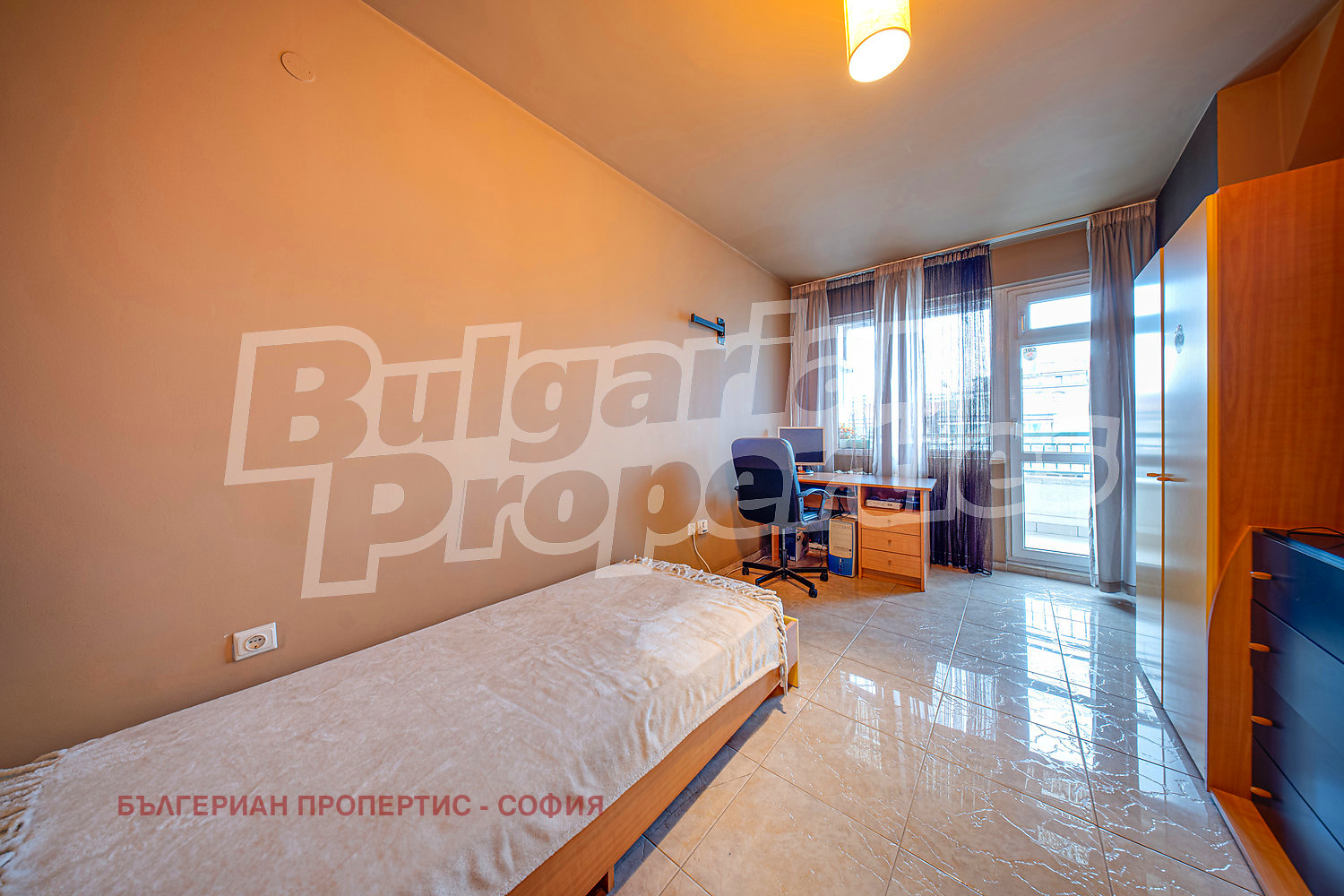 Продава МНОГОСТАЕН, гр. София, Борово, снимка 5 - Апартаменти - 53961403