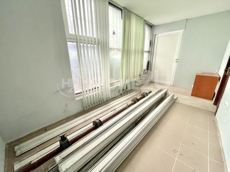 Продава 2-СТАЕН, гр. Варна, Колхозен пазар, снимка 2 - Апартаменти - 52094323