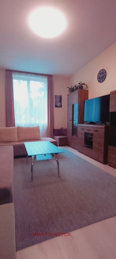Продава  3-стаен град Перник , Изток , 91 кв.м | 43493515 - изображение [2]