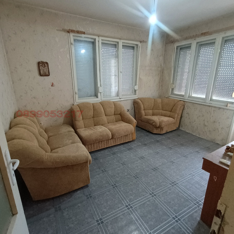 Продава ЕТАЖ ОТ КЪЩА, гр. Асеновград, област Пловдив, снимка 11 - Етаж от къща - 53508062