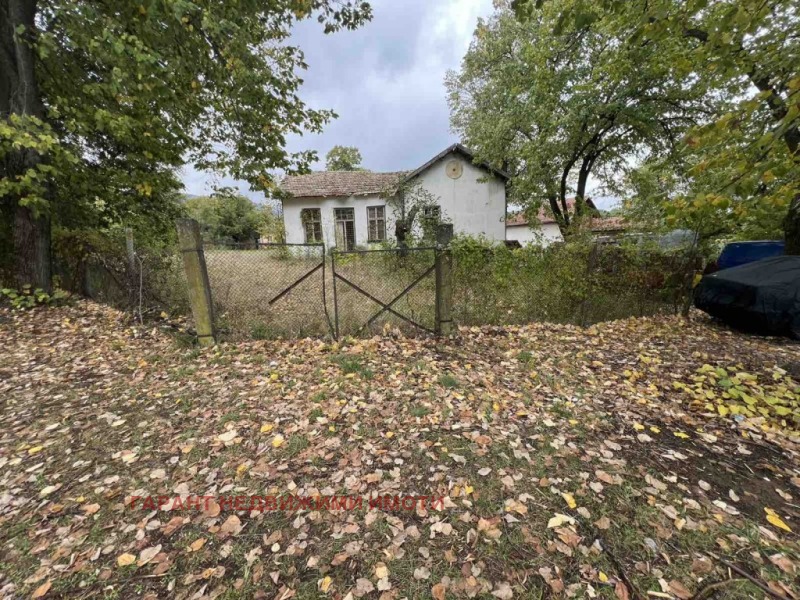 Продава КЪЩА, с. Армените, област Габрово