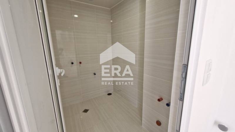 Продава КЪЩА, гр. Аксаково, област Варна, снимка 12 - Къщи - 53875335