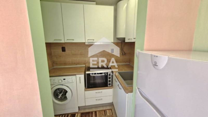 Продава КЪЩА, гр. Аксаково, област Варна, снимка 8 - Къщи - 53875335