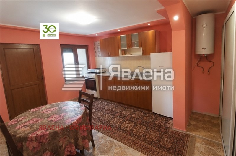 Продава КЪЩА, с. Стожер, област Добрич, снимка 4 - Къщи - 55793303
