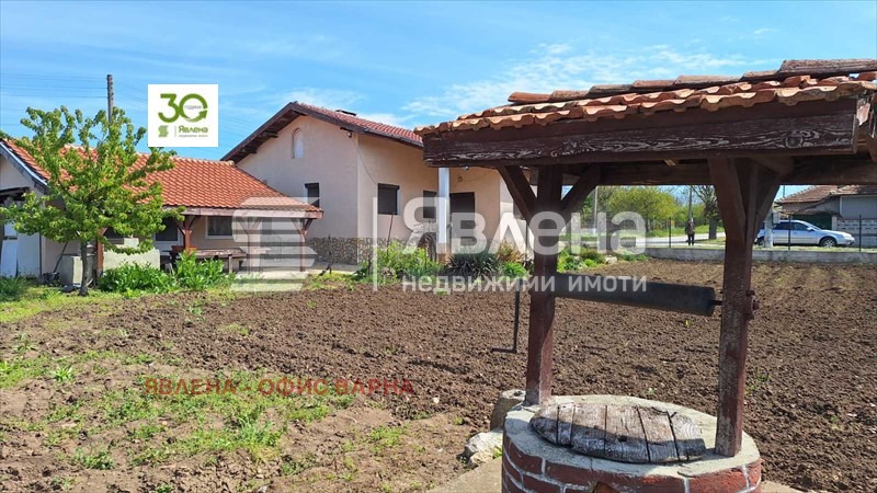 Продава КЪЩА, с. Стожер, област Добрич, снимка 2 - Къщи - 55793303